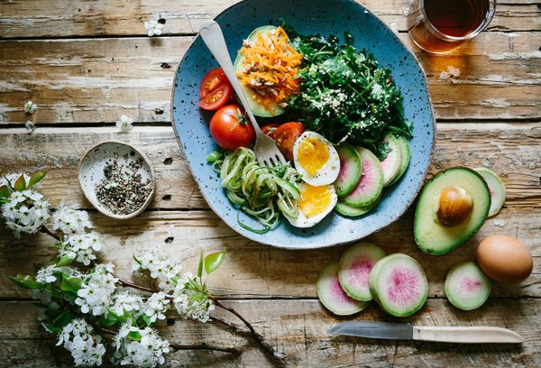 Quels sont les meilleurs conseils pour une alimentation végétarienne équilibrée pendant la grossesse ?
