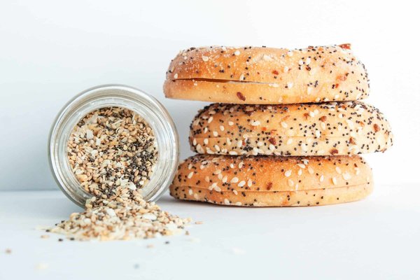 Quels sont les bienfaits de la consommation de sésame pour la santé cardiovasculaire et comment l'intégrer dans votre cuisine quotidienne ?